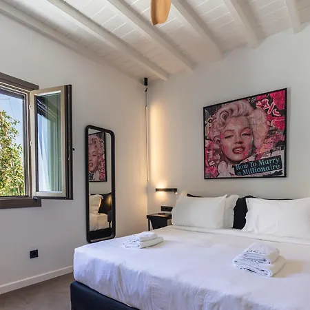 She Mykonos - The Residency 4*