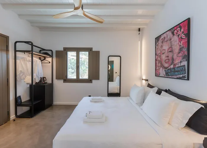 She Mykonos - The Residency 4*