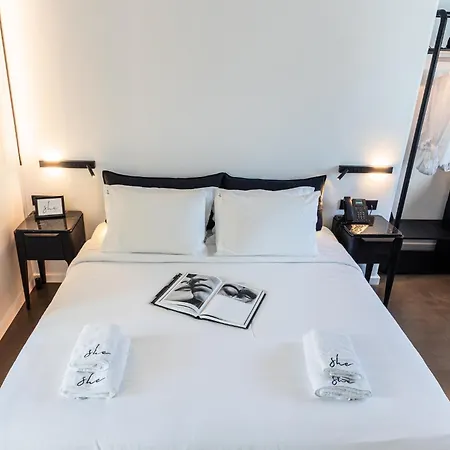 She Mykonos - The Residency 4*