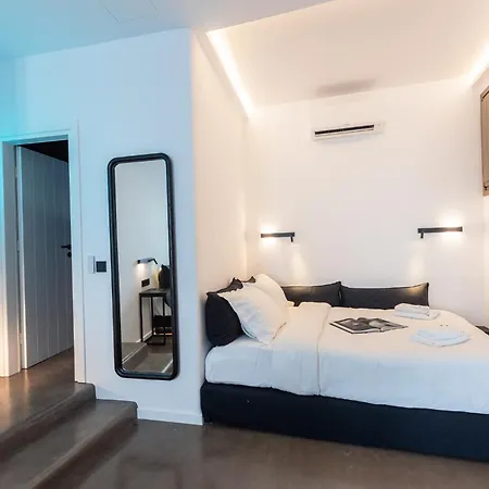 She Mykonos - The Residency