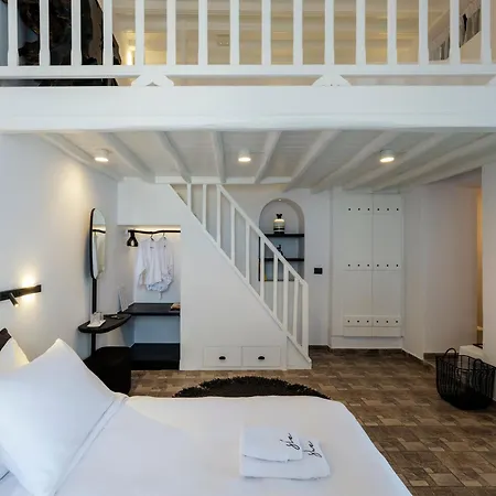 מלון דירות She Mykonos - The Residency Mykonos Town