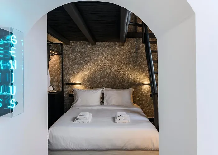 公寓式酒店 She Mykonos - The Residency 4*